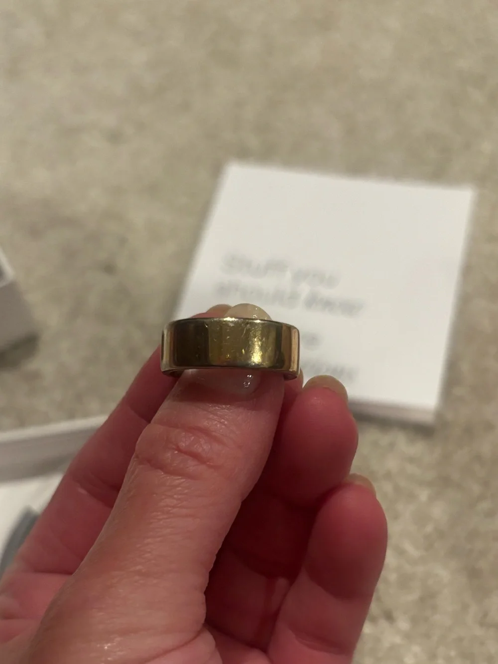 Oura Ring 4 Smart Ring - Gold (Size 7)